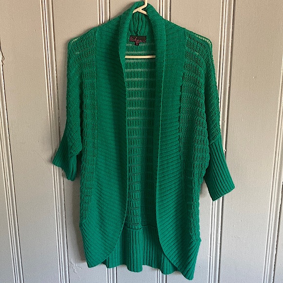 2XHP Brand NWOT Stunning Emerald Green Knit Long Duster Style Sweater OS - Picture 1 of 12
